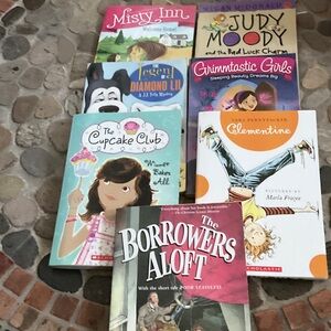 Scholastic Kids Book Set-7 books 3rd to 5th grade